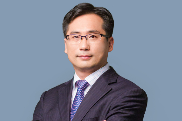 杨德龙：一起成长 一起见证