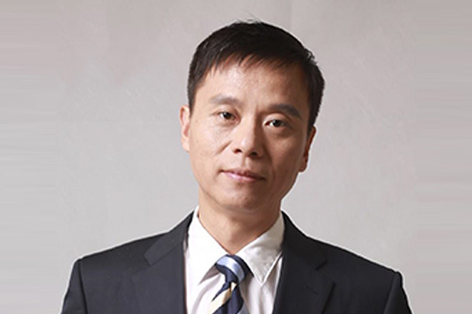 高峰：30年初心如磐 新征程奋楫笃行