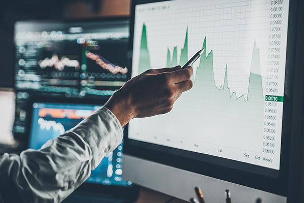 综述：市场人气继续回升 美股延续反弹势头