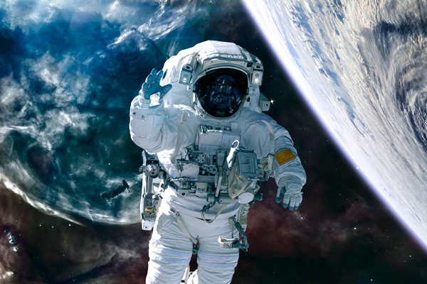 神舟十四号航天员顺利进入天舟四号