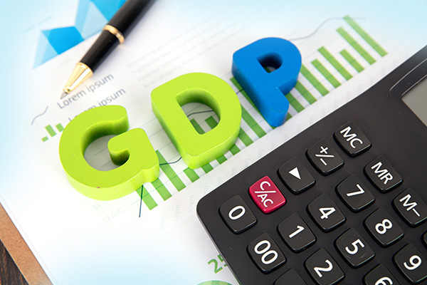 广东省省长王伟中：预计2022年广东GDP达12.8万亿元