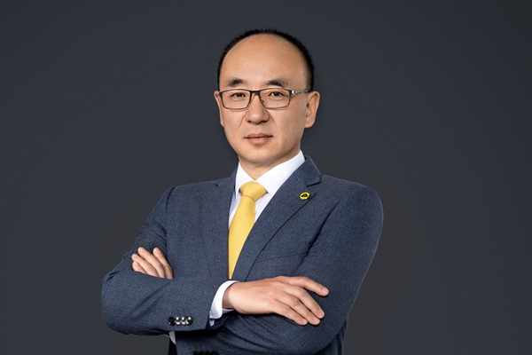 冯擎峰：智能化正在重构汽车产业