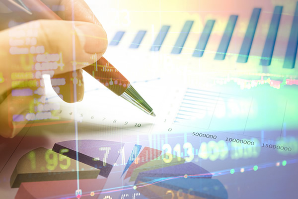 专访：银行业危机凸显美联储激进加息风险——访巴西瓦加斯基金会大学国际金融学副教授夏华声