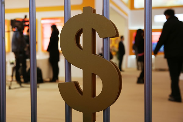 操弄美元 收割世界——起底美国金融霸权祸乱全球经济系列述评之一