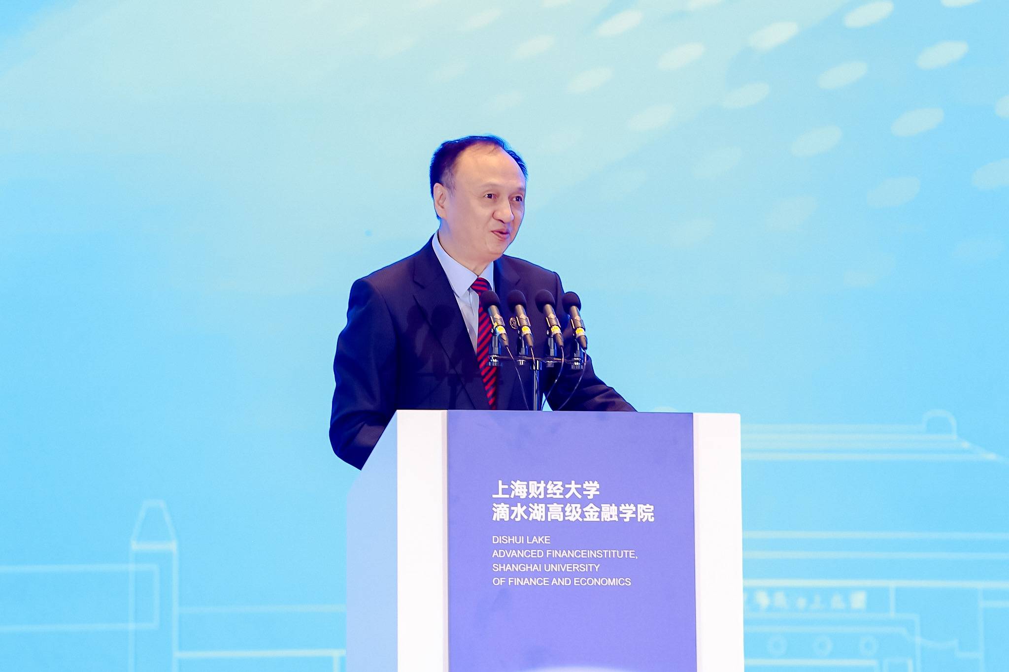 上海财经大学党委书记许涛：上海国际金融中心建设要加强培育新型复合型人才