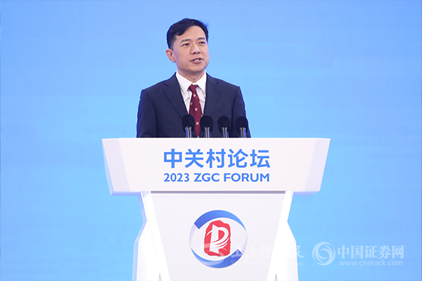 百度李彦宏：大模型将深度融合到实体经济中