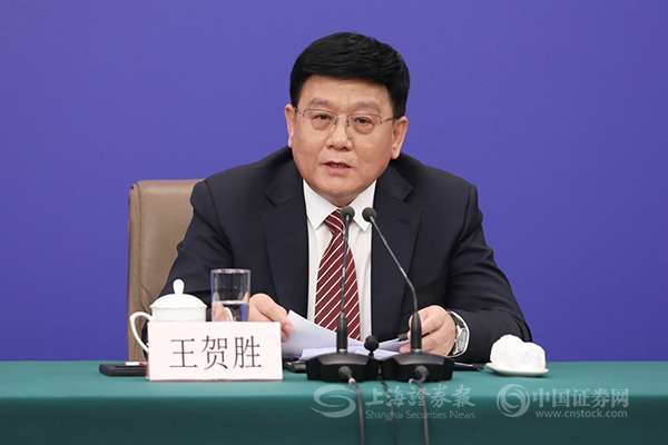 国家疾控局局长王贺胜：疫苗可预防的多种传染病发病率降至历史最低水平