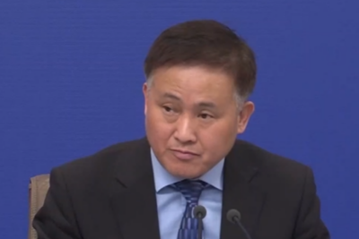 中国人民银行行长潘功胜：货币政策工具箱依然丰富 后续仍有降准空间
