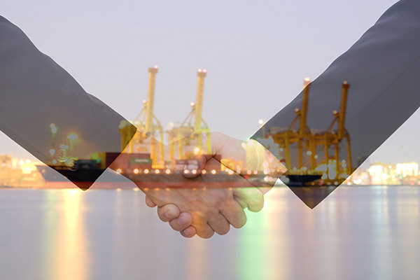 香港中华总商会会长蔡冠深：加快推动沪港两地在金融科技、绿色金融等领域的合作